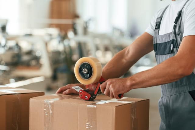 Export packaging with barcode and textile bundles